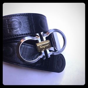 Salvatore Ferragamo Mens Belt pebbled Leather 32in